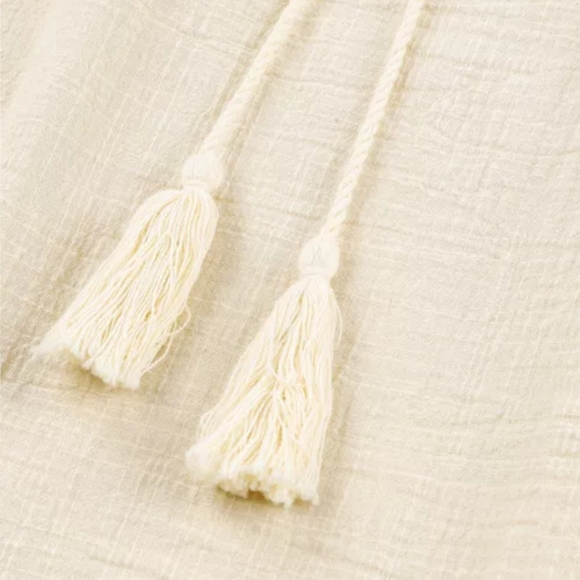 🔥🎉HP🎉 New boutique Cotton half sleeve embroidered top - Picture 9 of 16